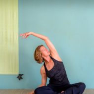 Body Balance Yoga with Aura